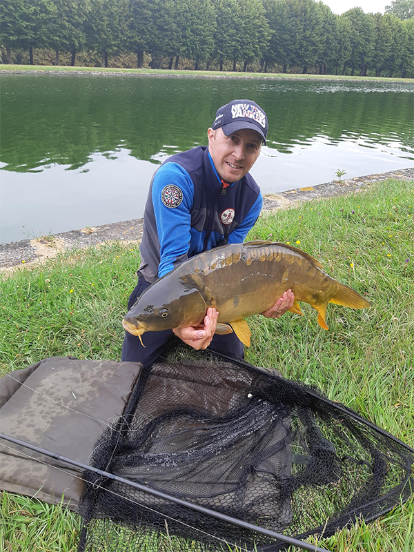 prises de carpes au grand canal de Fontainebleau