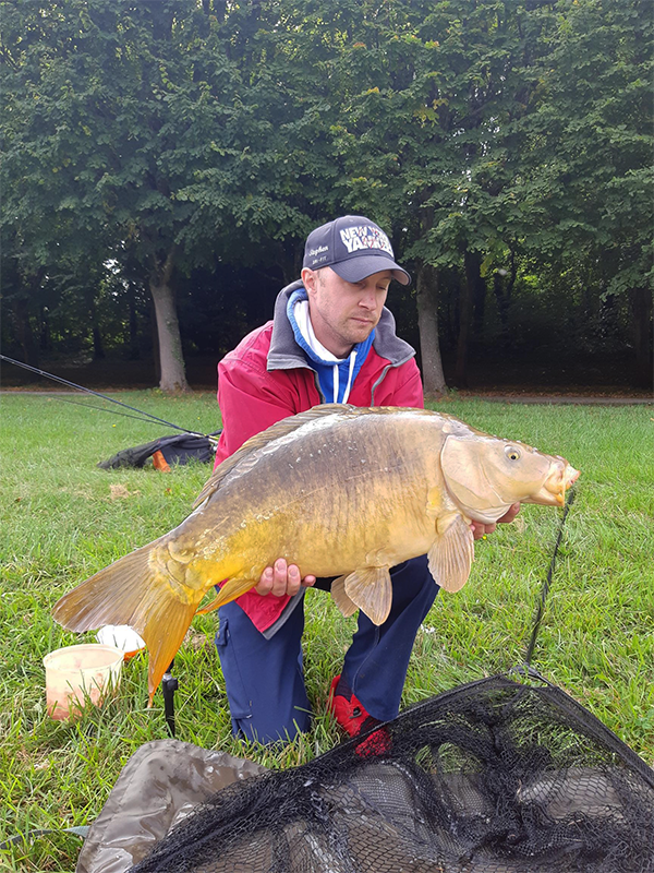 prises de carpes au grand canal de Fontainebleau