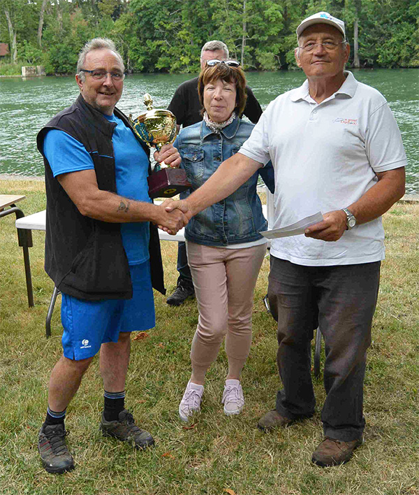 Concours de peche a Hericy sur Seine