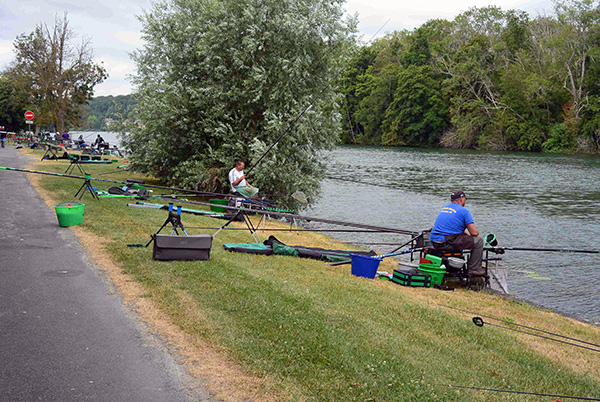 Concours de peche a Hericy sur Seine