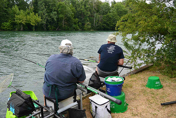 Concours de peche a Hericy sur Seine