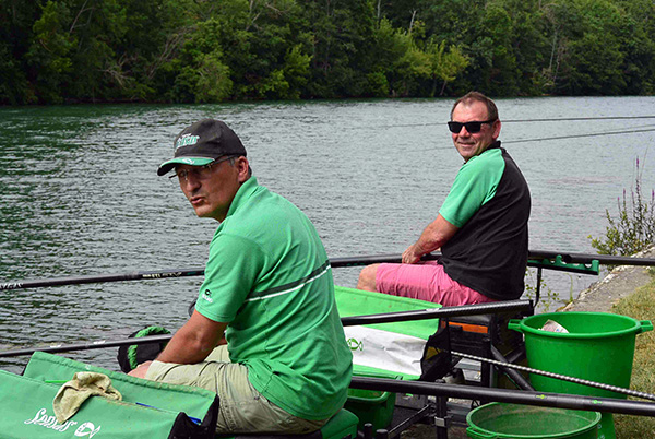 Concours de peche à Hericy sur Seine