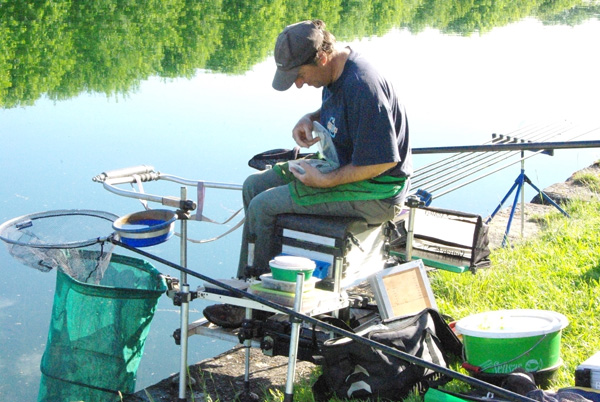 Concours de peche au grand canal de fontainebleau