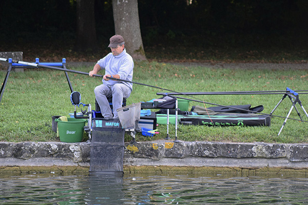 Concours de peche au grand canal de fontainebleau 2019