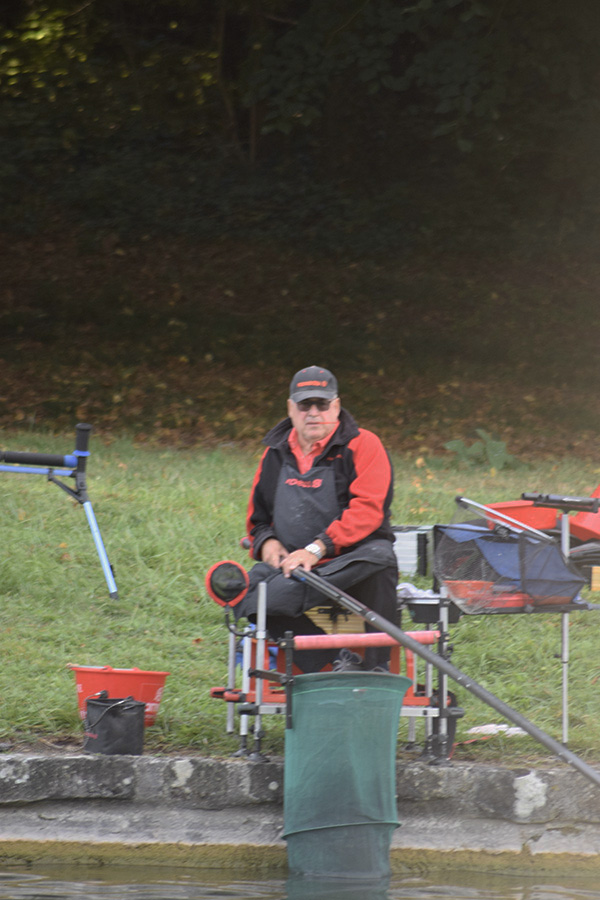 Concours de peche au grand canal de fontainebleau 2019