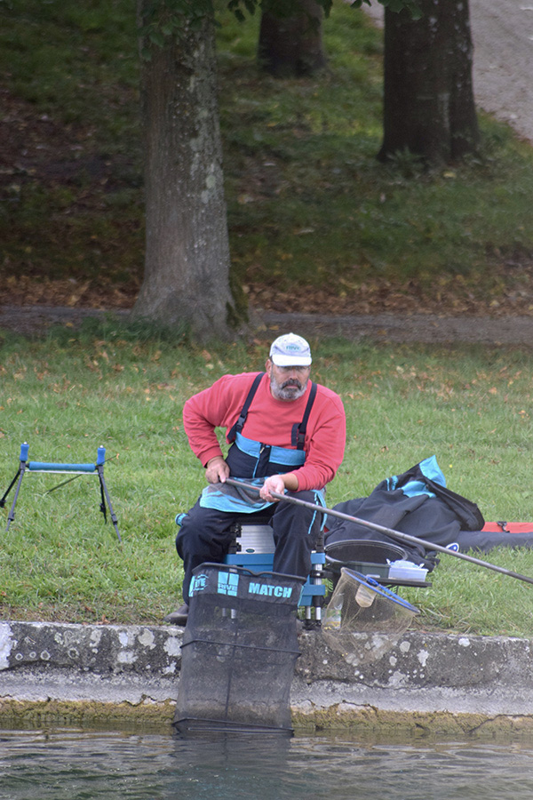 Concours de peche au grand canal de fontainebleau 2019