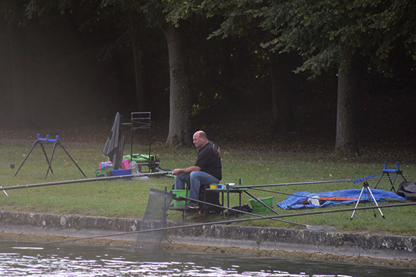 Concours de peche au grand canal de fontainebleau 2019