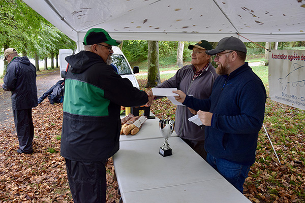 Concours de peche au grand canal de fontainebleau 2019