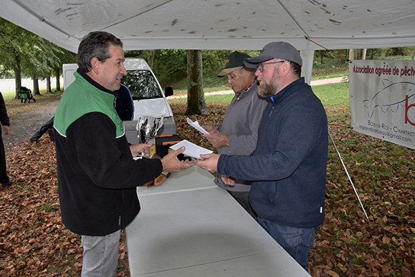 Concours de peche au grand canal de fontainebleau 2019