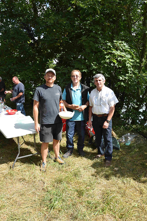 concours de peche a Samois sur Seine