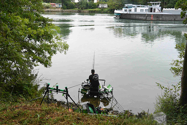 concours de peche a Samois sur Seine