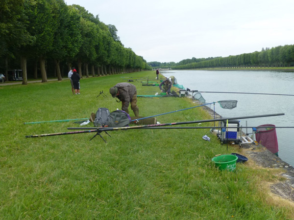 Concours de pêche au grand canal de fontainebleau