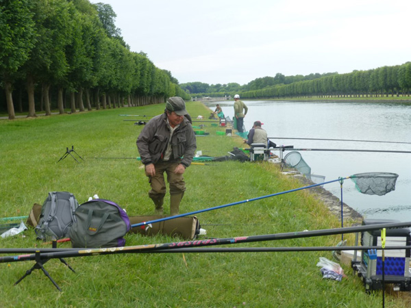 Concours de pêche au grand canal de fontainebleau