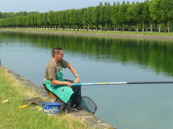 Concours de pêche au grand canal de fontainebleau