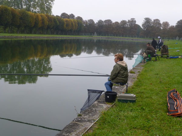 Concours de peche au grand canal de fontainebleau