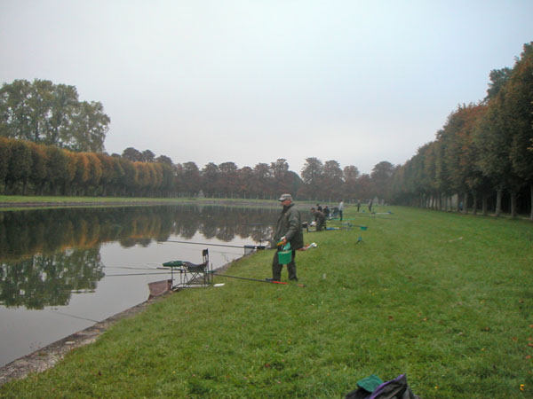 Concours de peche au grand canal de fontainebleau