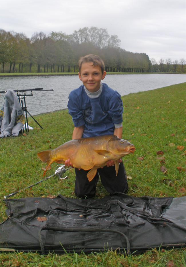 Carpe de 10 kg prise au canal de fontainebleau