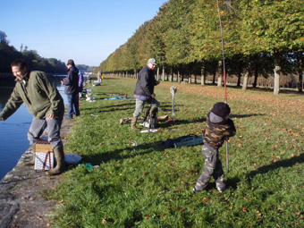 enfant a la peche