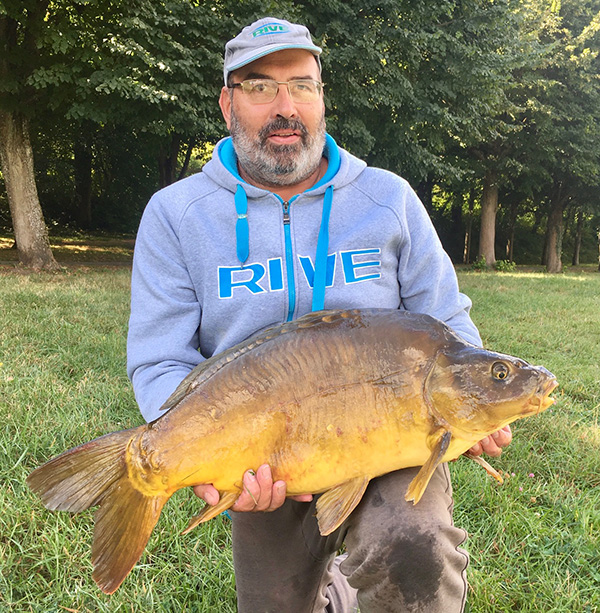 grosse carpe au chateau de Fontainebleau